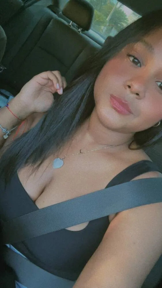 Ana R.